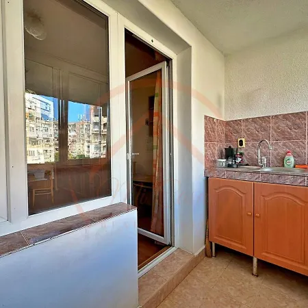 Cozy Near Sea Garden